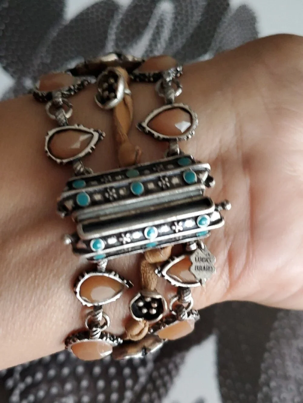 Vintage-Inspired Lucky Brand Silver Tone Bracelet Pale Pink Stones Boho - Picture 4 of 9